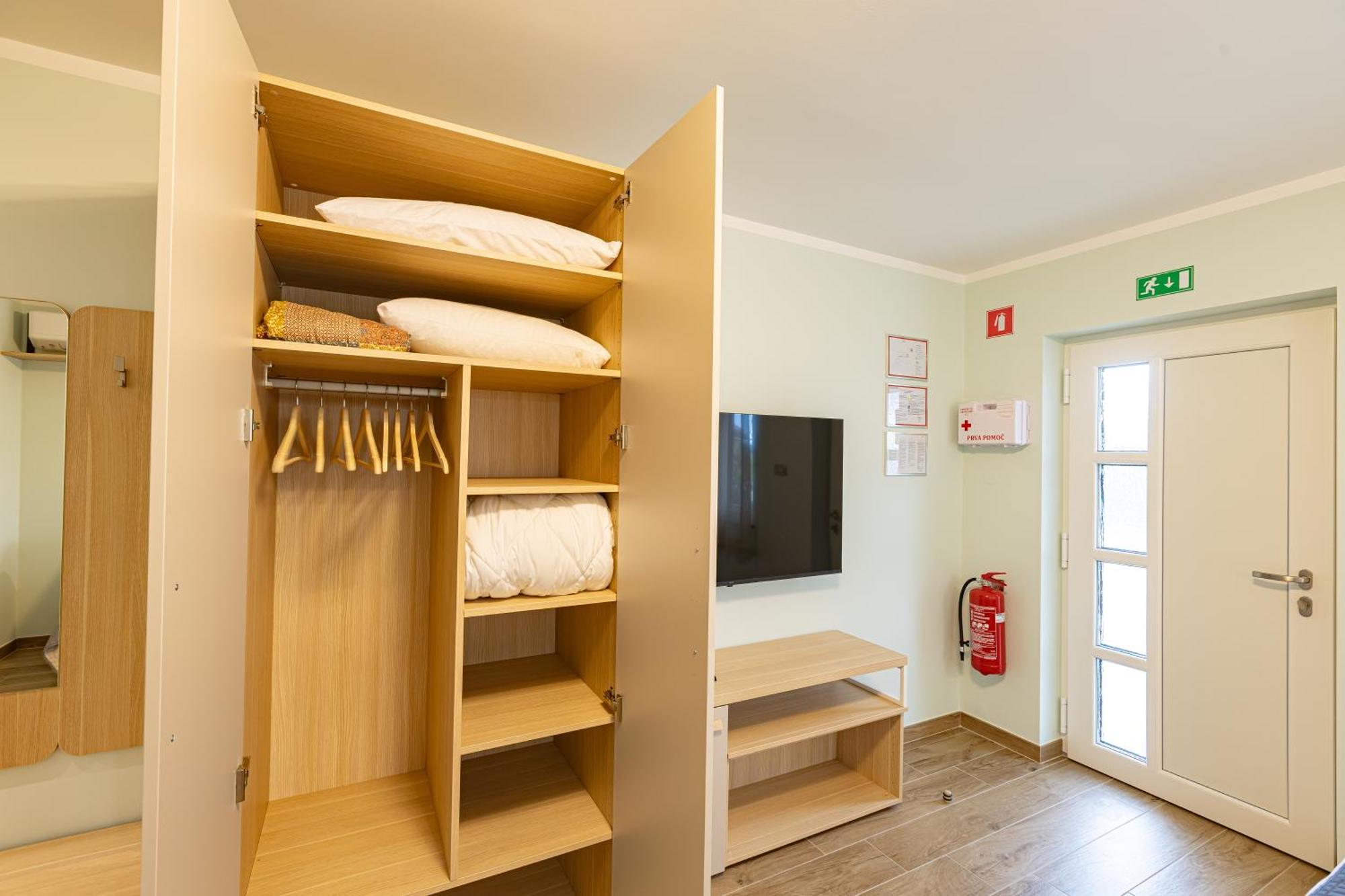 Adriatic Bay Apartments Порторож Екстер'єр фото